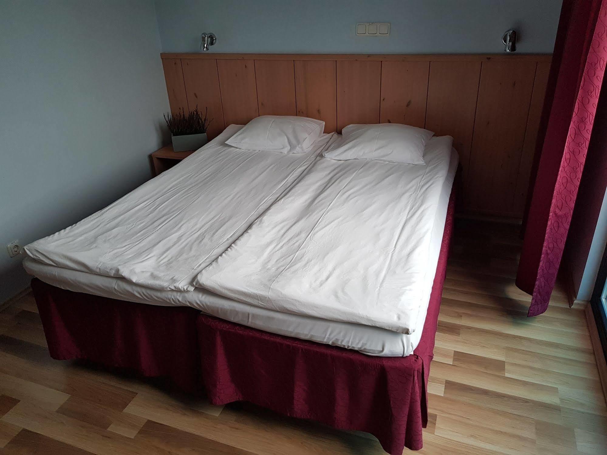 Hotell Tammsaare Parnu Ngoại thất bức ảnh